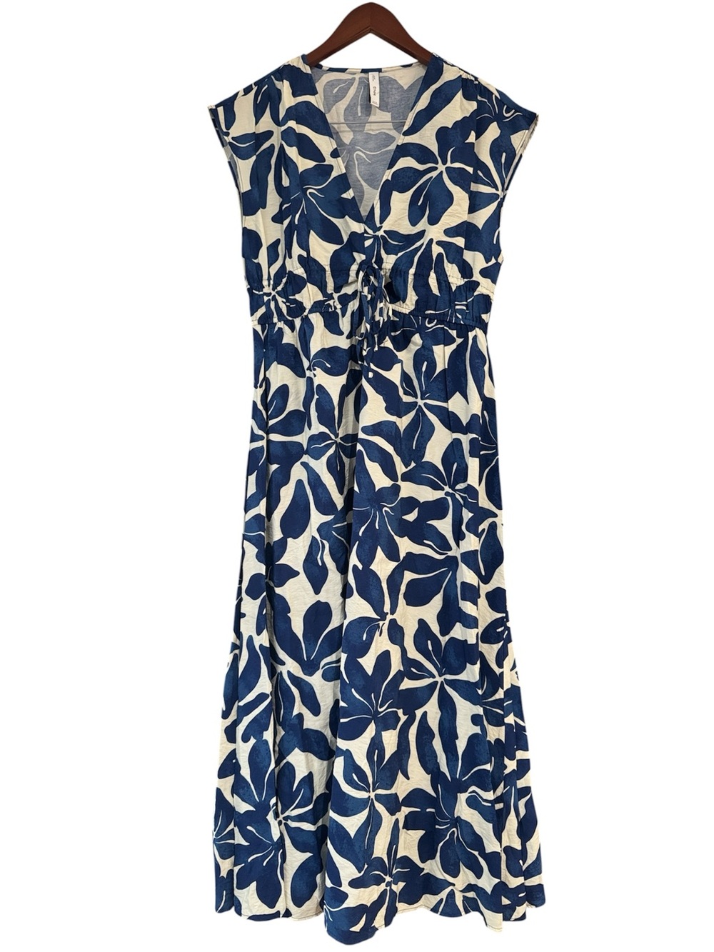 MANGO Blue & White Floral Midi Dress | Tropical Print V-Neck | Size 6 - Picture 2 of 5